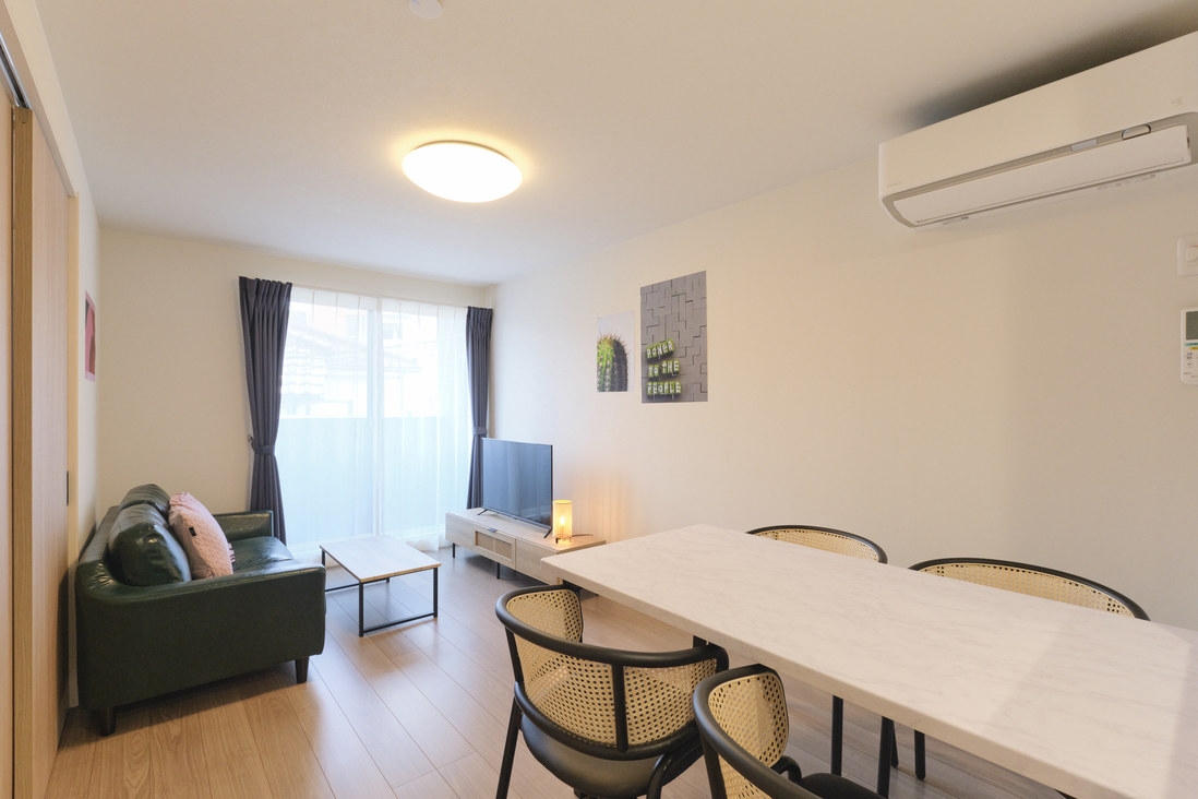 A*下北沢駅から徒歩3分/渋谷・新宿・吉祥寺まで1本/4名収容/Wi-Fi完備/素泊まりプラン