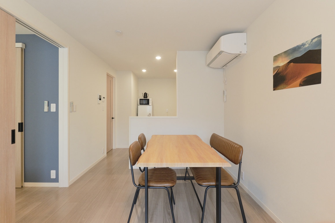 B*下北沢駅から徒歩3分/渋谷・新宿まで1本/駅チカ/4名収容/Wi-Fi完備/素泊まりプラン