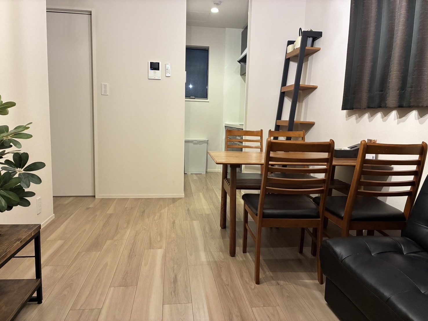 201＊新宿エリア/新宿三丁目駅~徒歩5分/WiFi完備