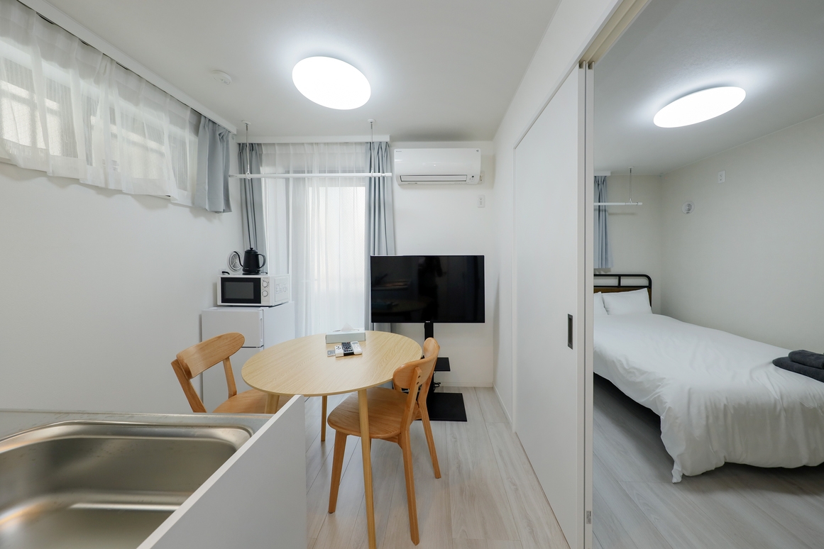 新宿エリア/2名収容/幡ヶ谷駅徒歩7分/WiFi完備/素泊まりプラン