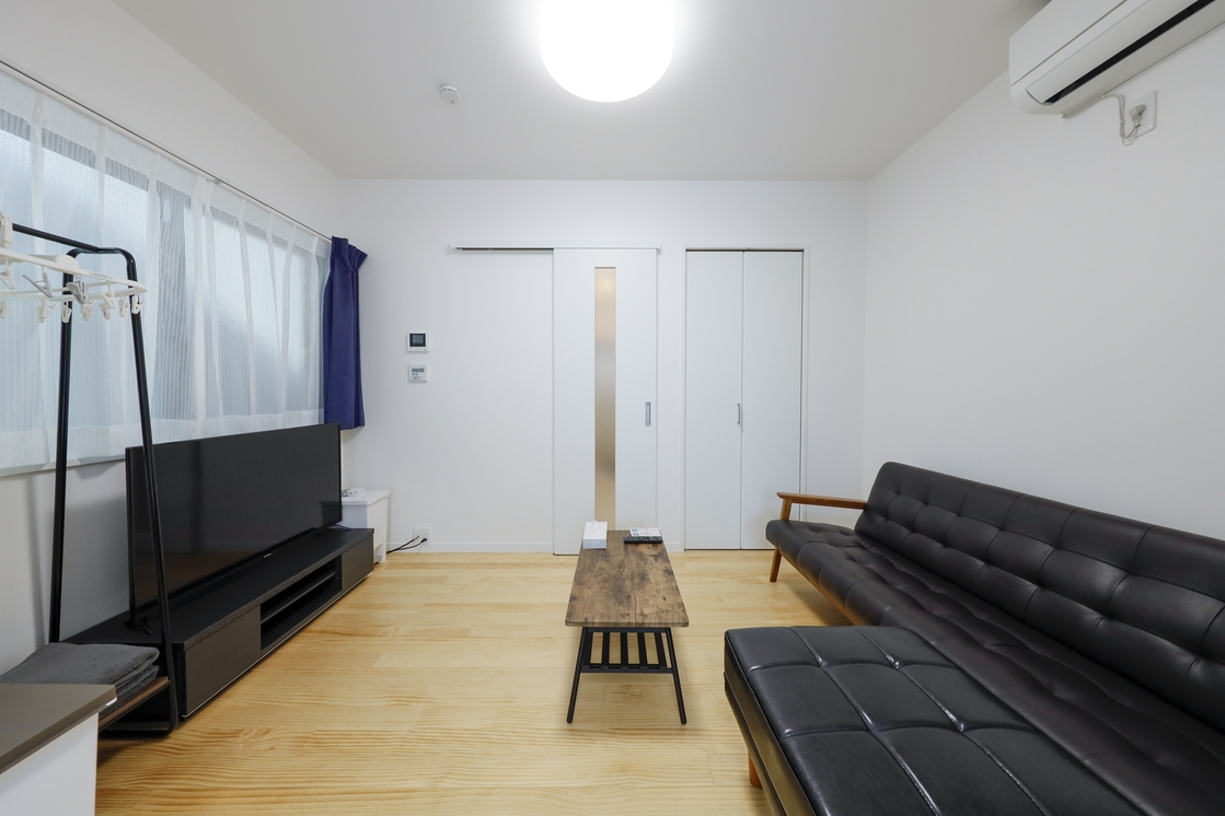 B＊世田谷駅まで徒歩5分＊下北沢まで電車で15分/新築マンション/貸切/4名収容/リモートワーク