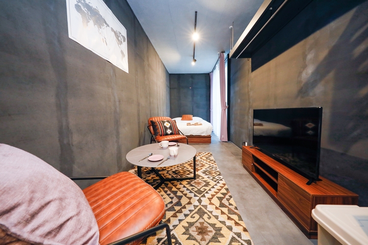 B*梅ヶ丘駅から徒歩4分/新宿駅・下北沢まで直通/2名収容/Wi-Fi完備