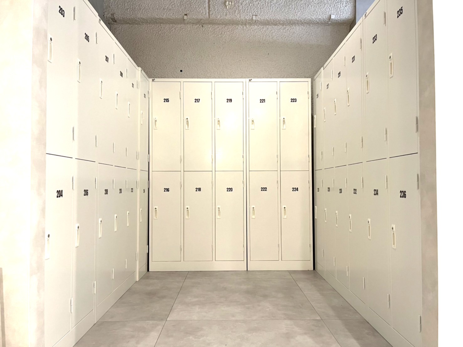 ロッカールーム