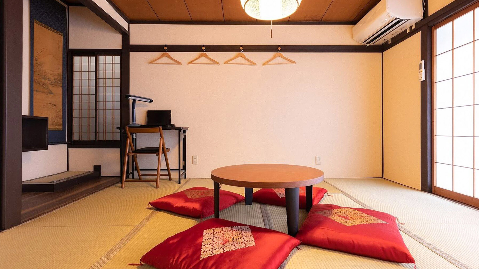 ・【いの部屋】心安らぐ和の空間　ゆったりと流れる贅沢な時間をお過ごしください