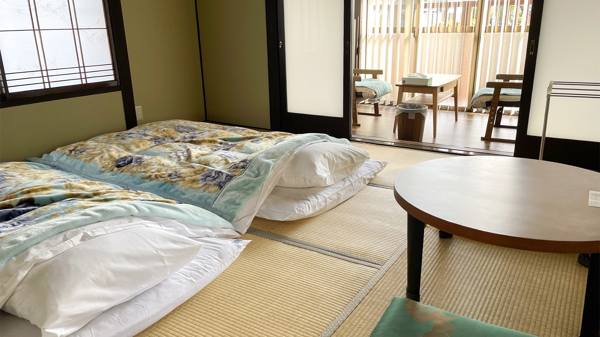 ・【はの部屋】畳の心地よさとベランダからの眺望　どちらも楽しめる和のお部屋