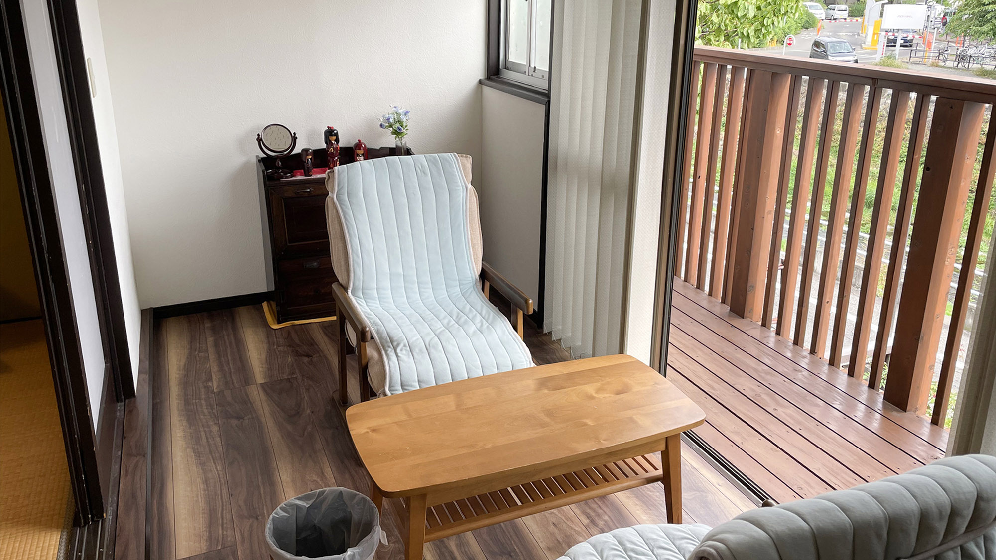 ・【はの部屋】和室でくつろぎ　ベランダで風を感じる　移りゆく景色と共に旅の思い出を