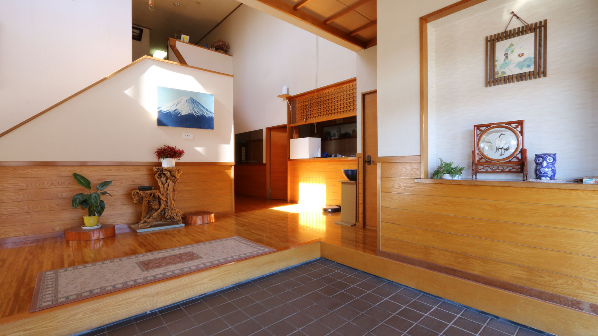 館内_玄関_お客様をお出迎えする玄関