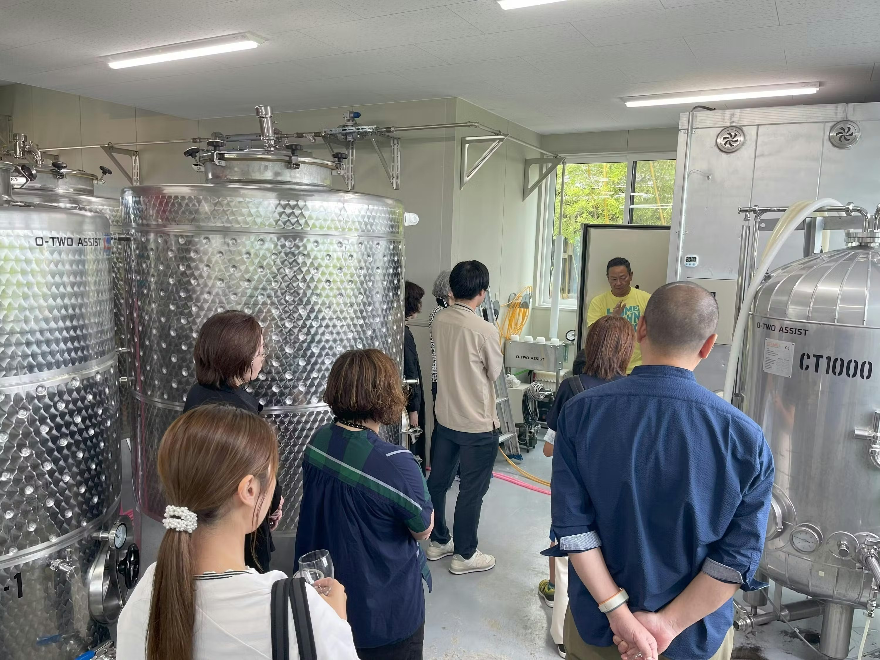 アップルブランデー「CRAZYDAYS」シードル「CRAZYCIDIR」がどの様に作られるのか楽しい工場見学です