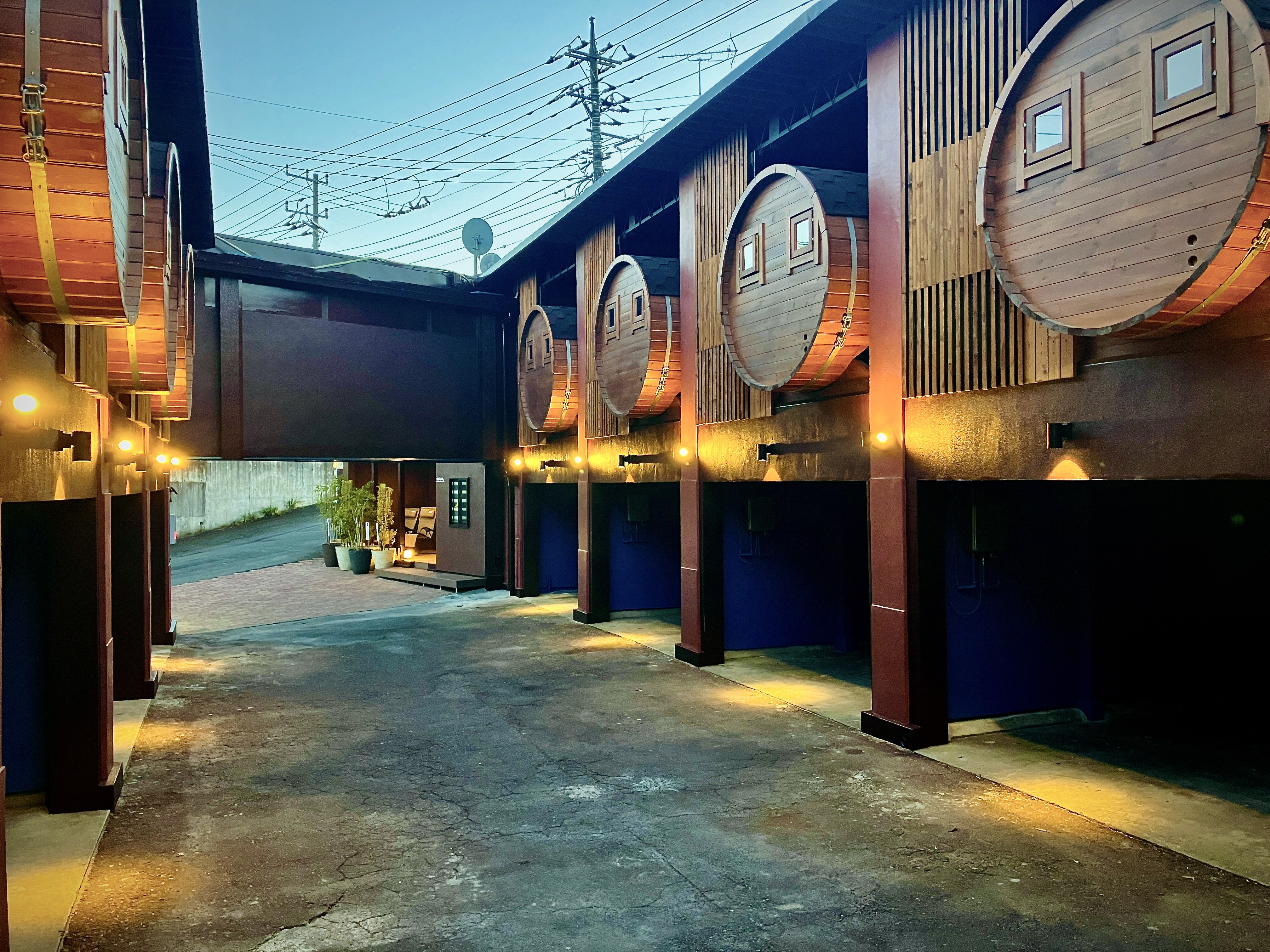 客室外観/駐車場