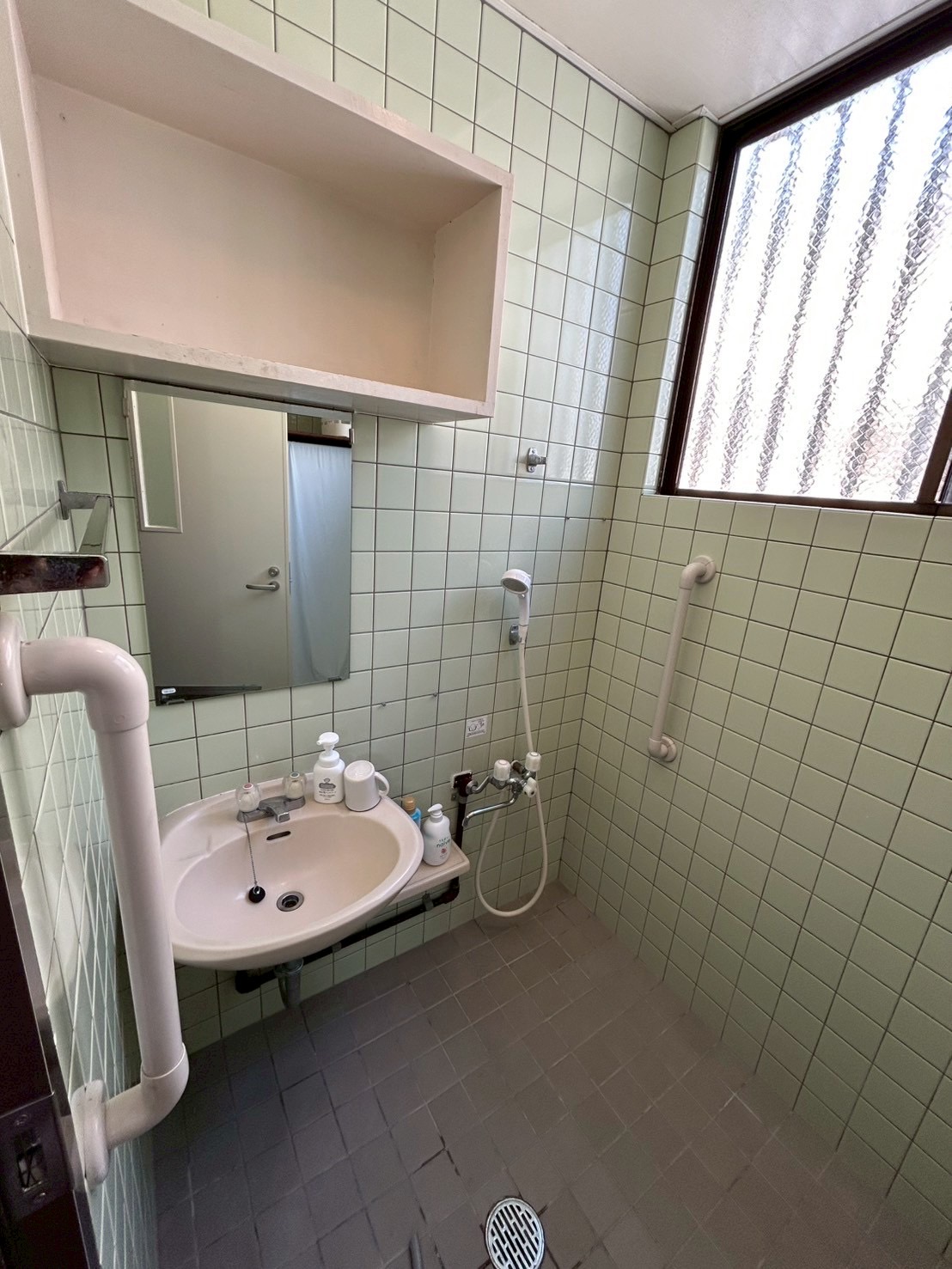 2階シャワールーム