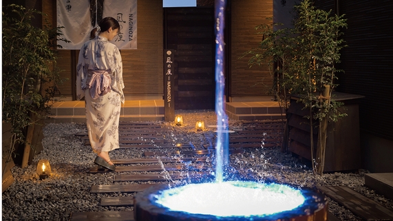 【連泊】打たせ湯付きの露天風呂があるプライベート温泉宿！最大8名OK