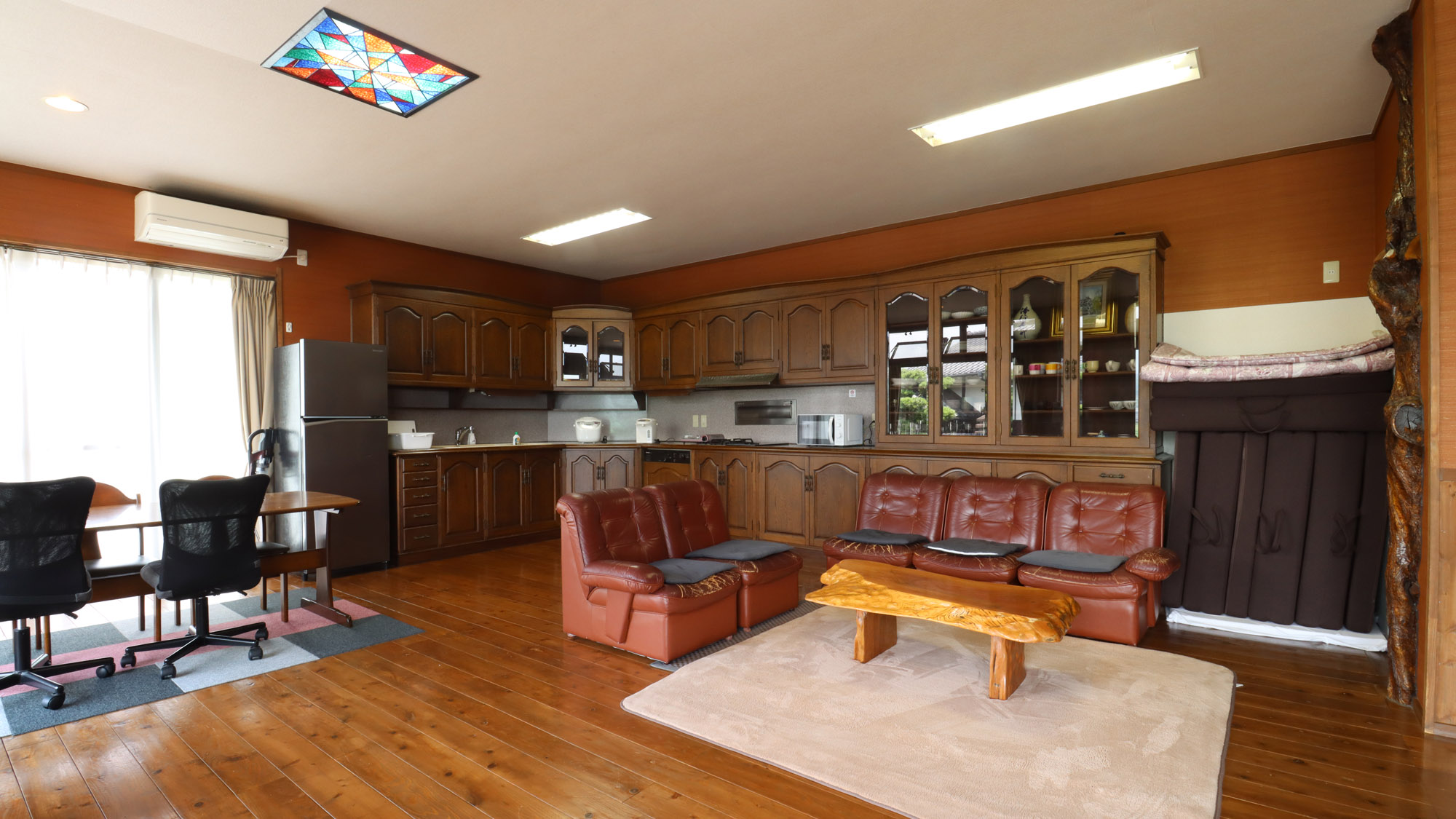 【離れ】リビングダイニング