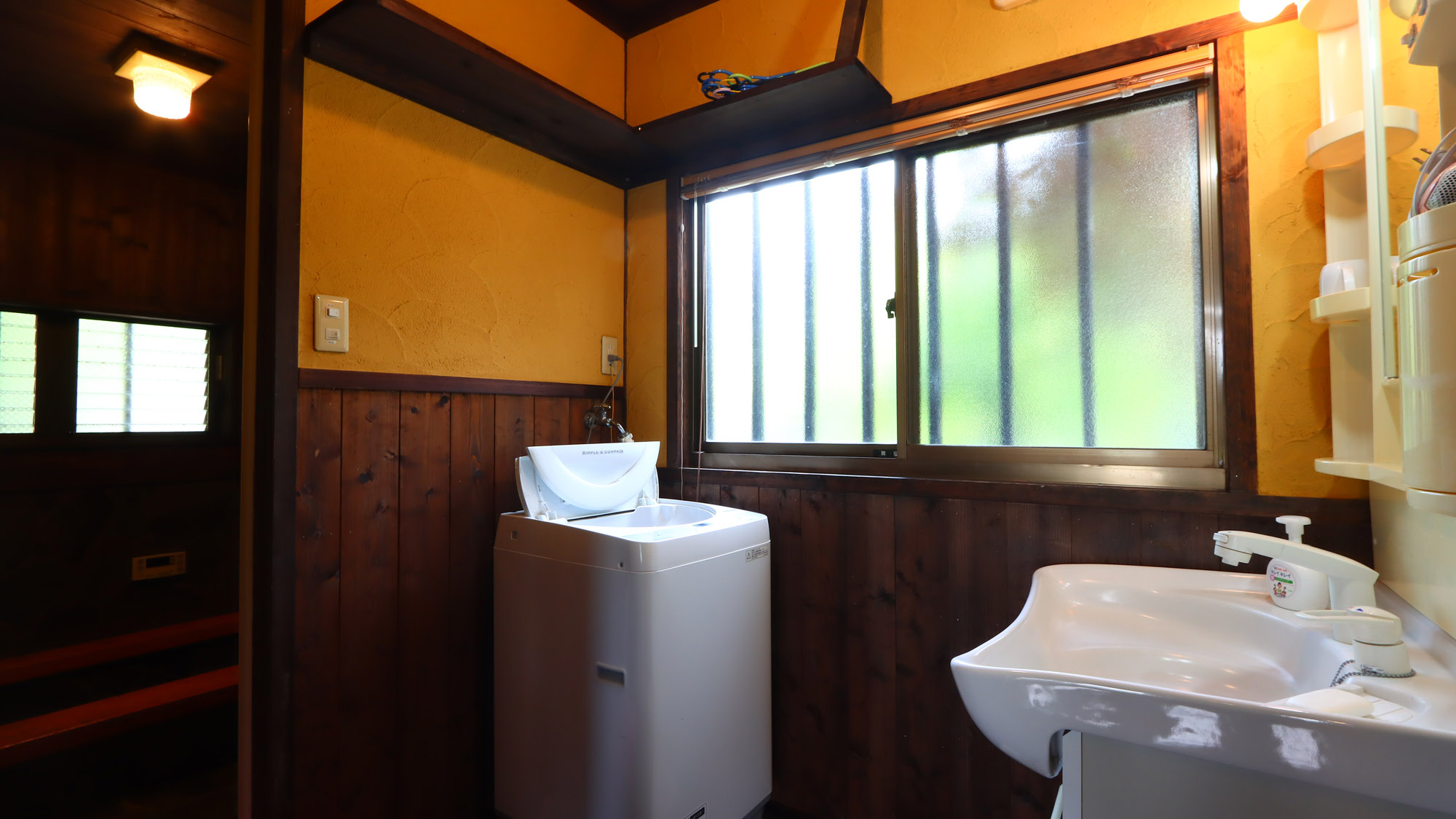 【本館】洗面所