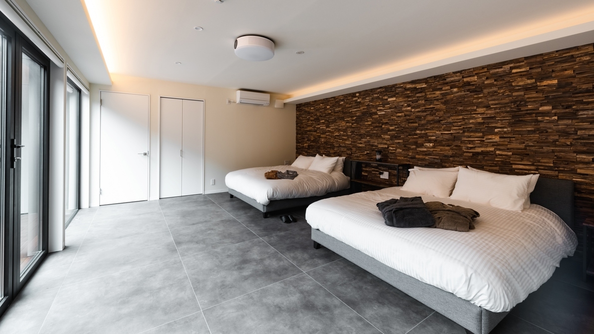 【春SALE】川音に包まれてととのう、大人の貸切サウナグランピング（素泊まり）