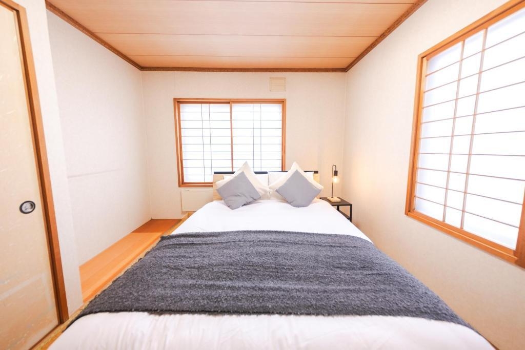【素泊まり】富良野スキー場すぐ！ベランダから一面に広がる良い景色！5ベッドルームで大人数におすすめ