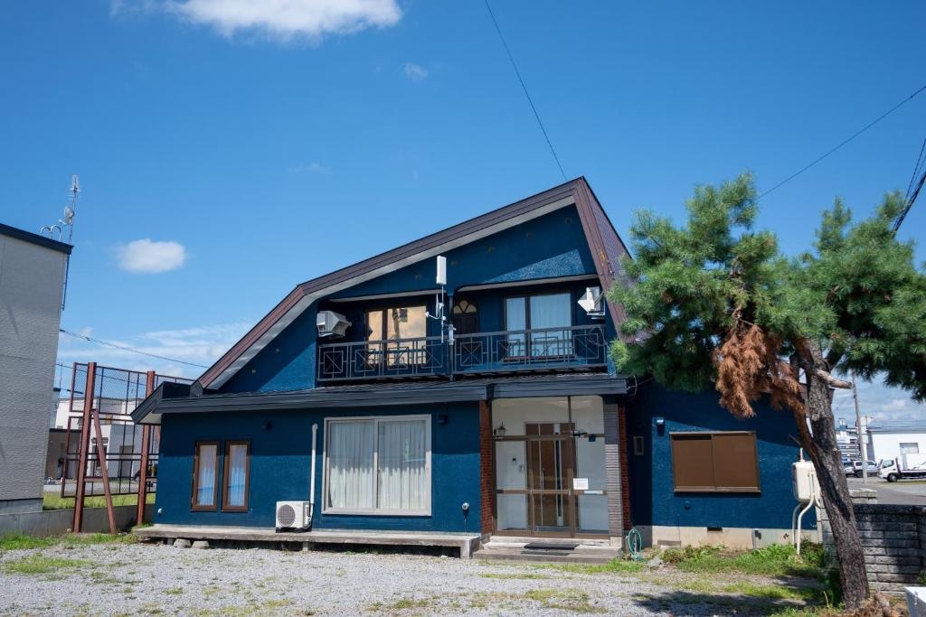 【素泊まり】最大14名！5LDK｜スキー場まで車で7分！近くに温泉もあり！旭川駅へのアクセスも良し！