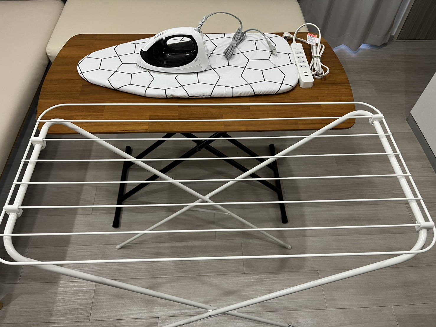 アイロン、室内物干し