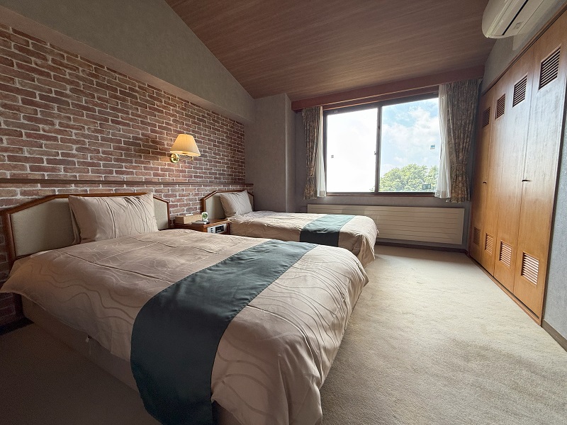 【洋モダンスイート和洋室】76平米　リビング+和室+洋室