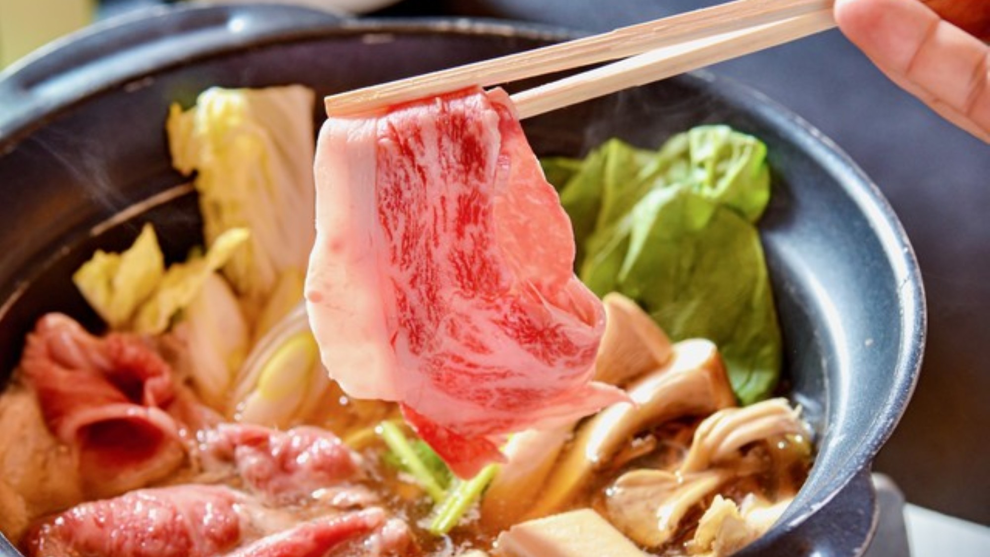 料理長こだわりの、那須の旬の食材をふんだんにとりいれたお料理をご堪能ください。