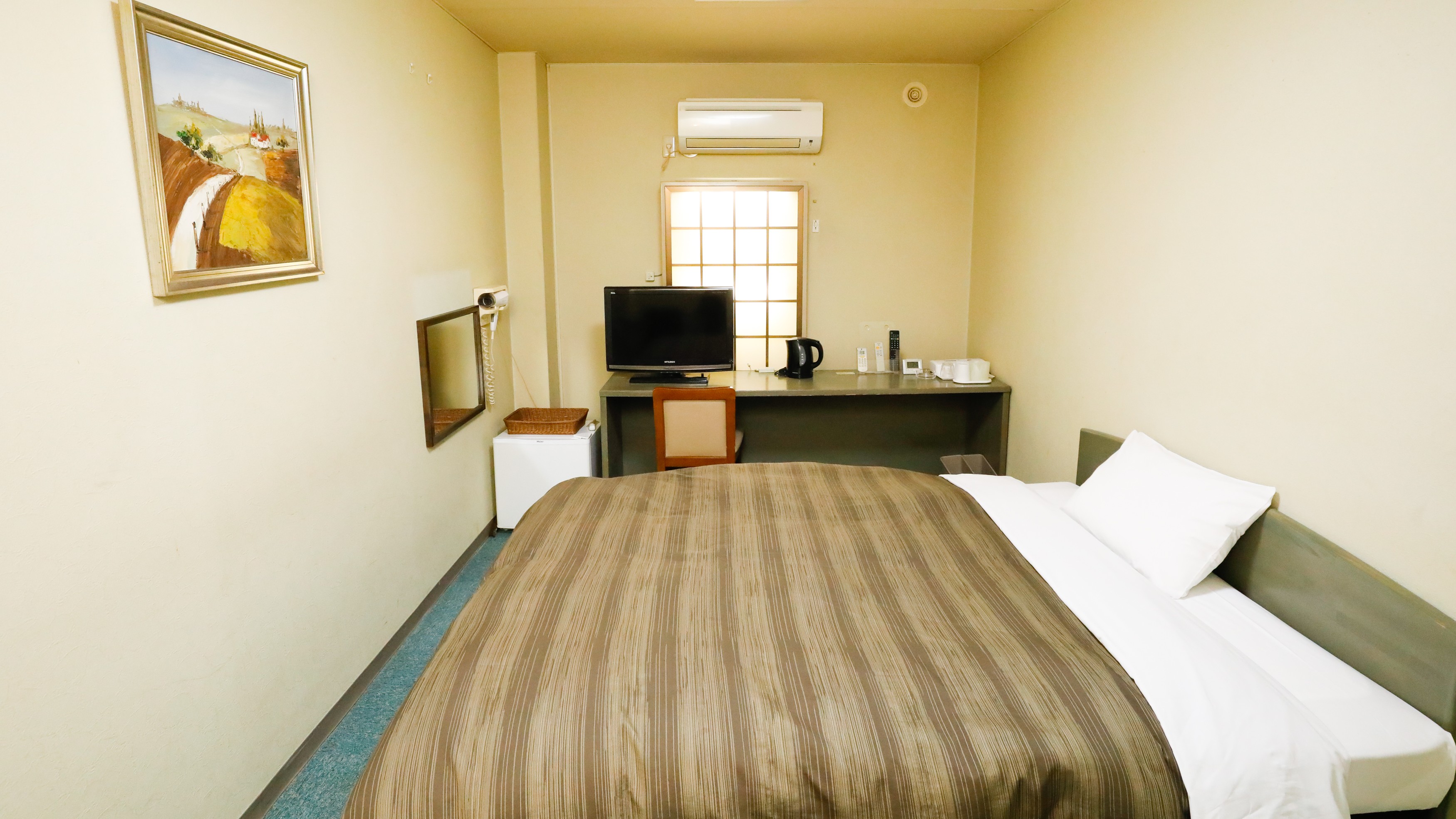 別館シングル／シンプル＆快適な滞在にぴったりです。（客室一例）