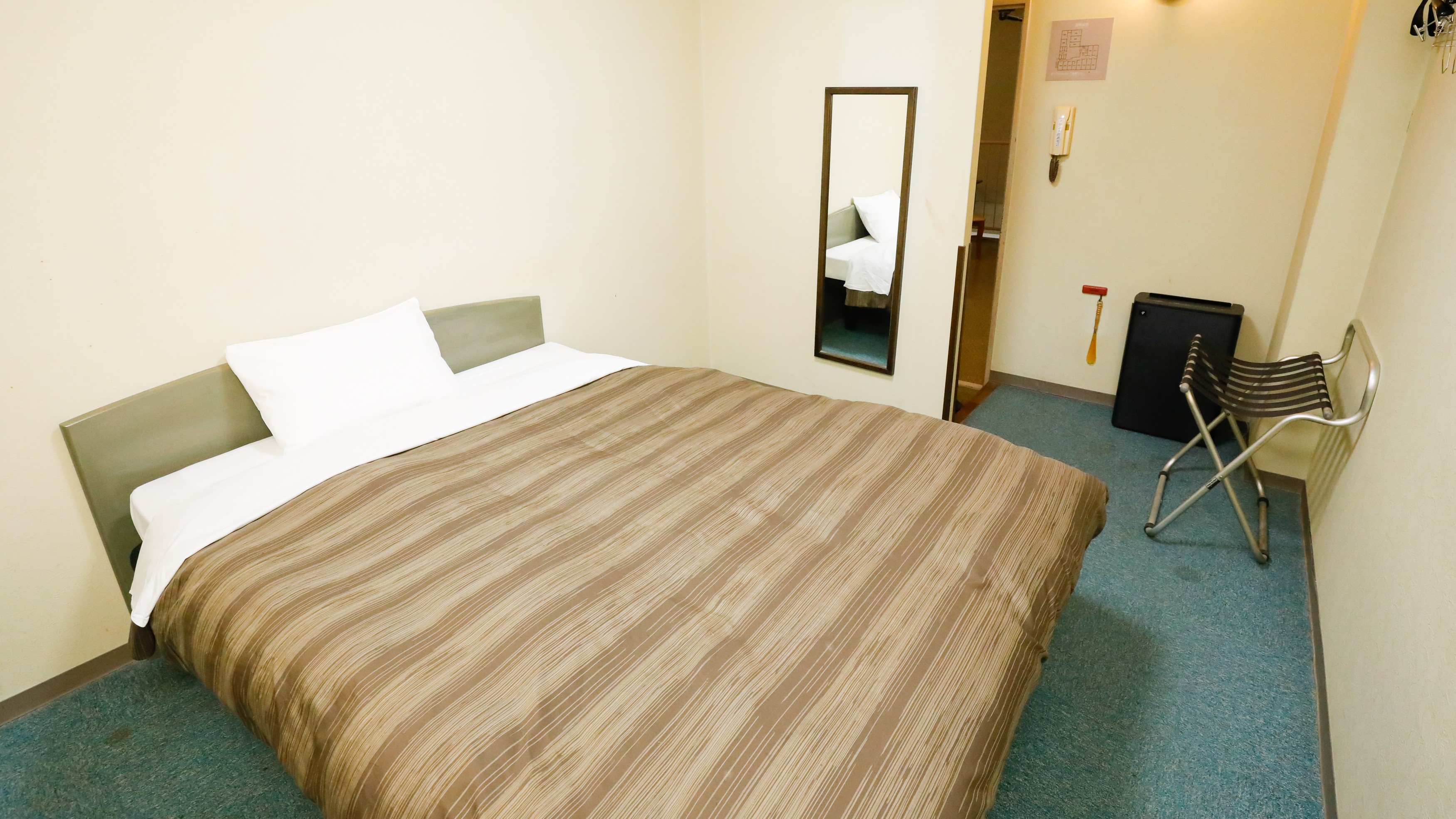 別館シングル／140cm幅ベッドでゆったり休めるお部屋。（客室一例）