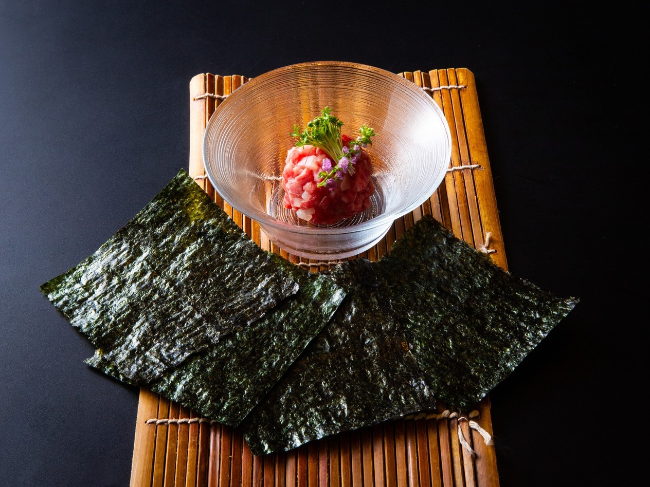 夕食付（九州産和牛コース）【別会場：亜李蘭離宮 湯布院本店 様】夕食開始時刻：１９時