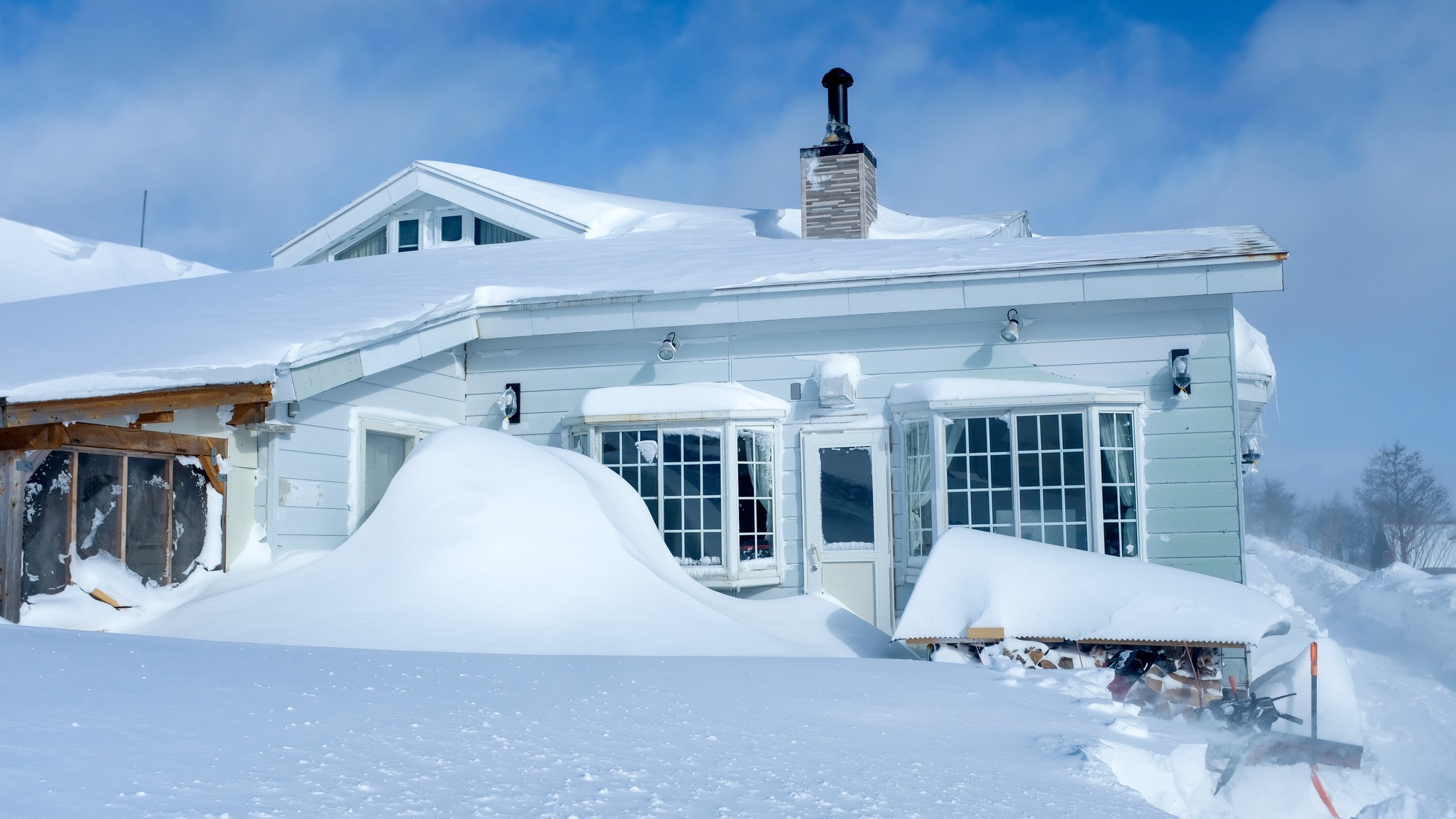 ・【外観】ロープウェイで向かう1,350mの山荘！山上の澄んだ空気と静けさに包まれる体験を