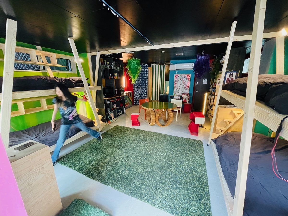 【スタンダード】仲間と過ごす音楽・アートの都市型ステイ