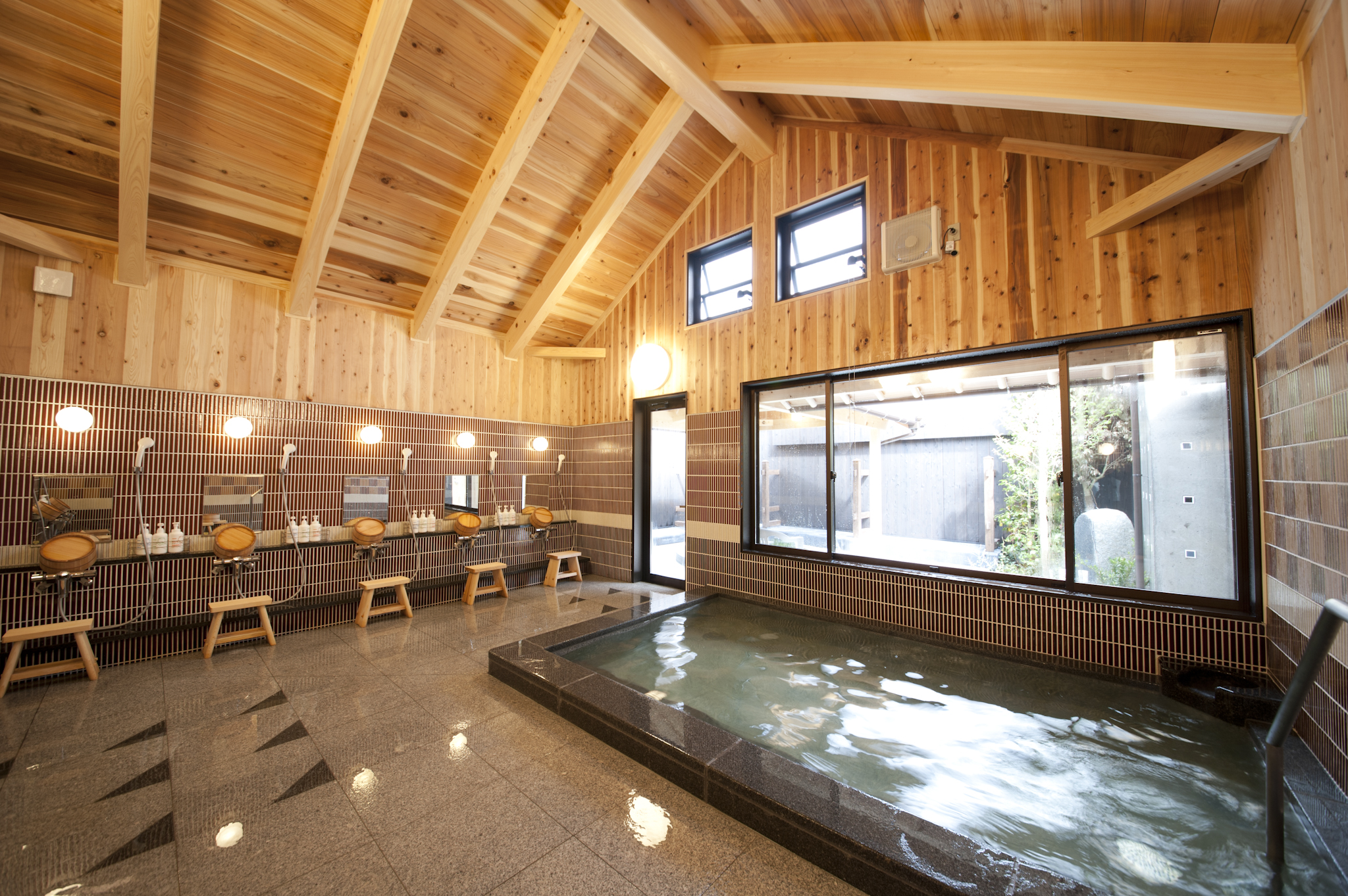 湯の華温泉／内湯