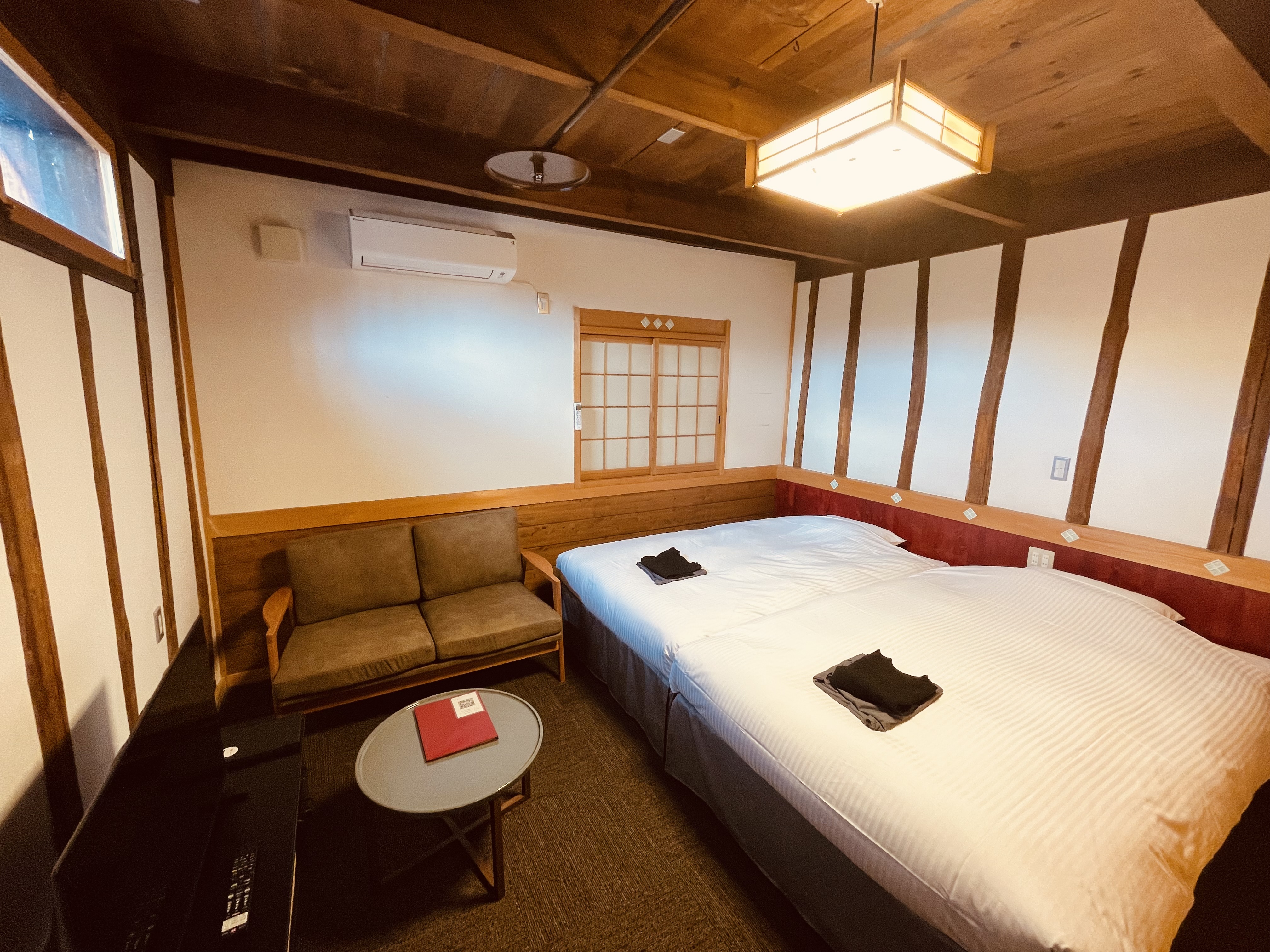 別館【菫】２５㎡／洋室／最大人数2名