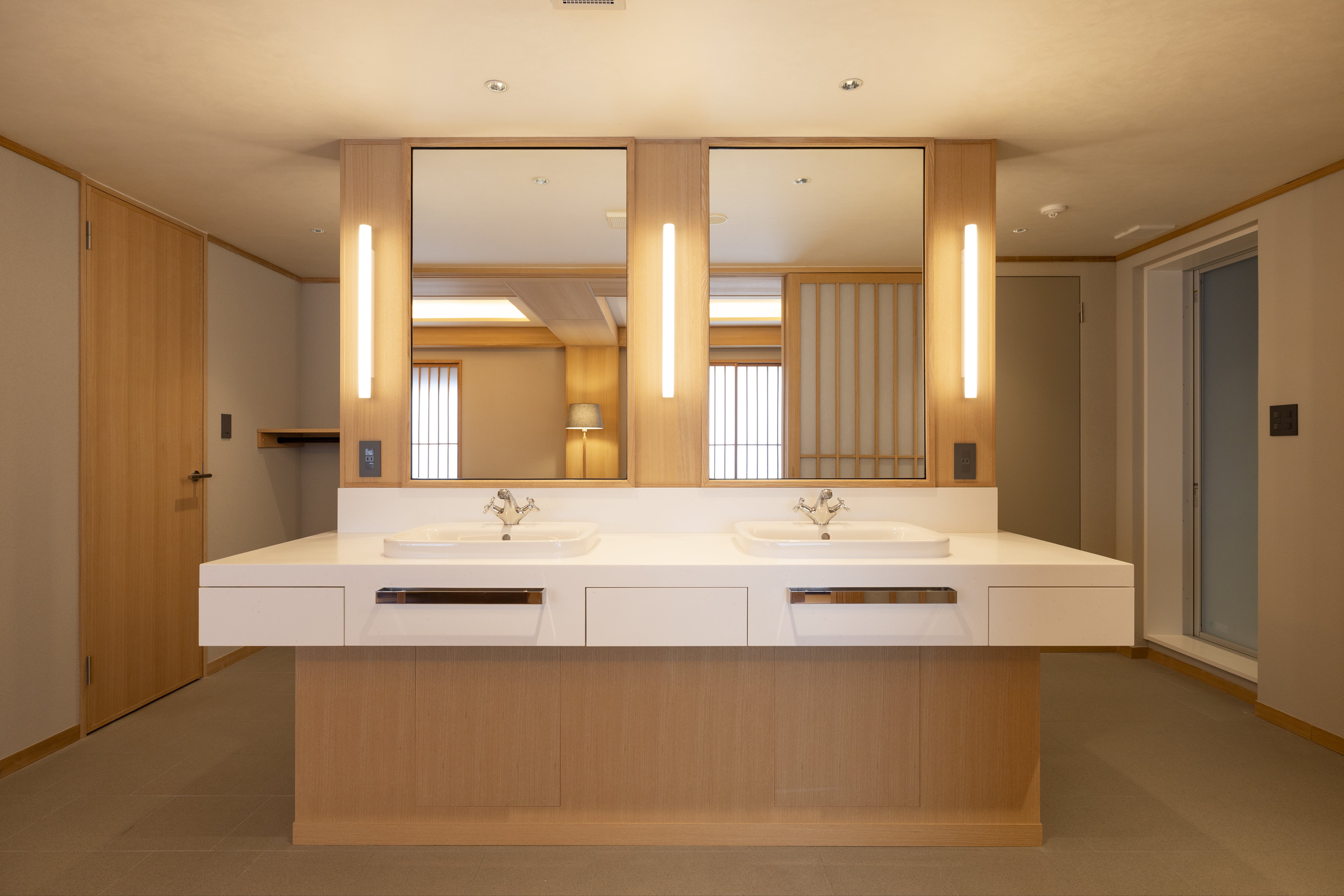 ファミリースイート パウダールーム