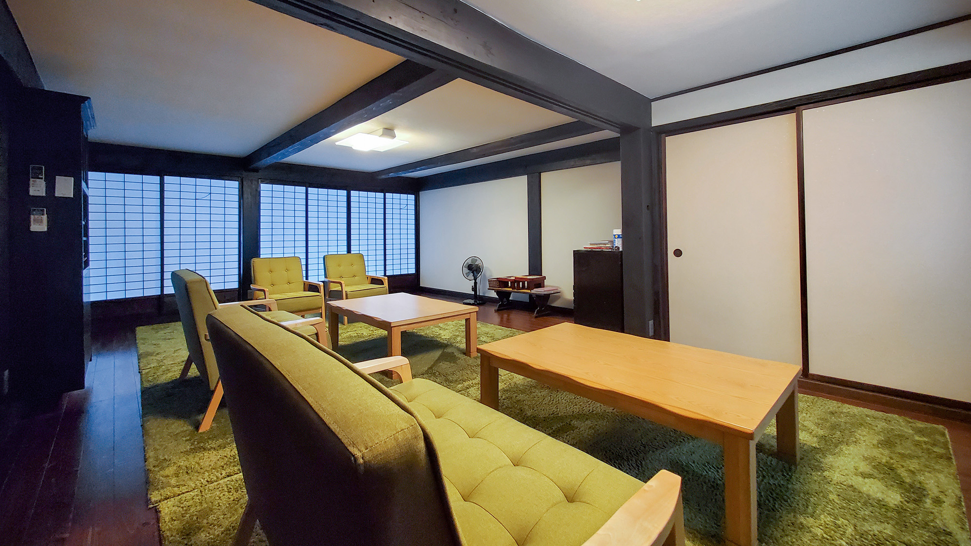 #館内　コミュニティスペース