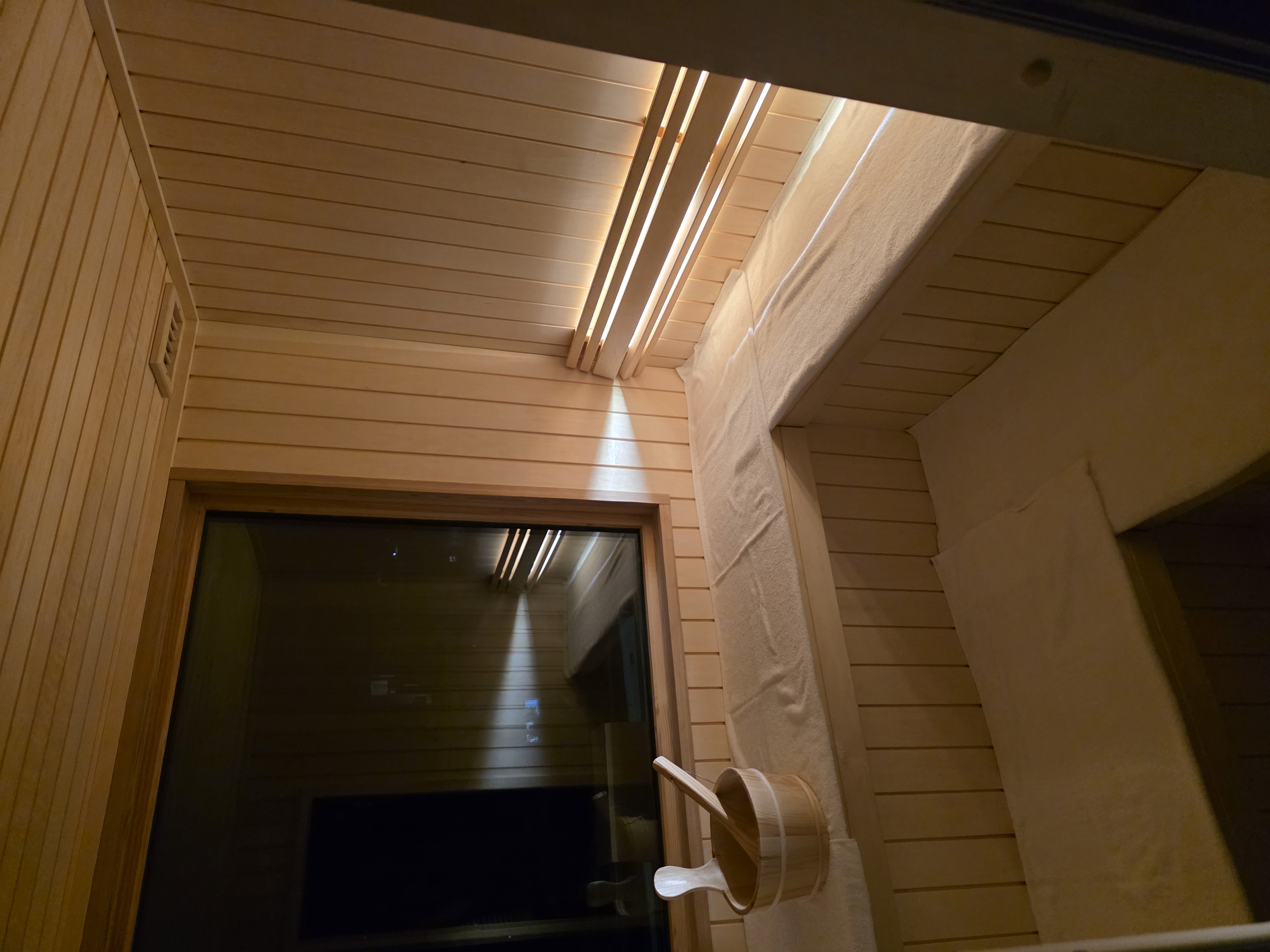 屋上サウナルーム
