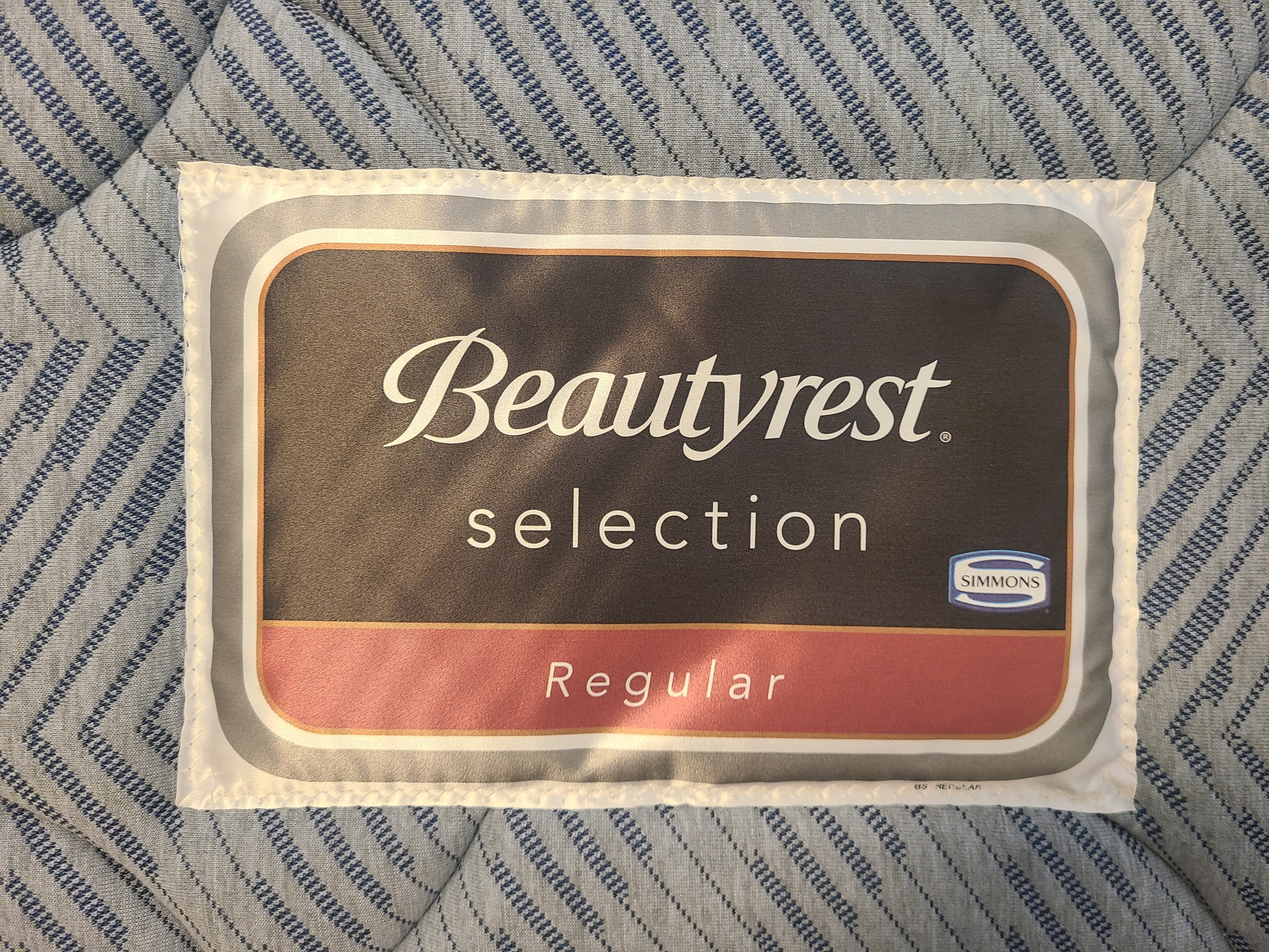 寝室マットレス　シモンズ