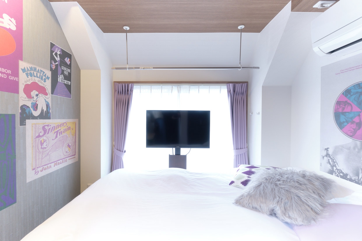 初台駅まで徒歩圏内/新宿駅まで1駅/最大2名/Wi-Fi完備