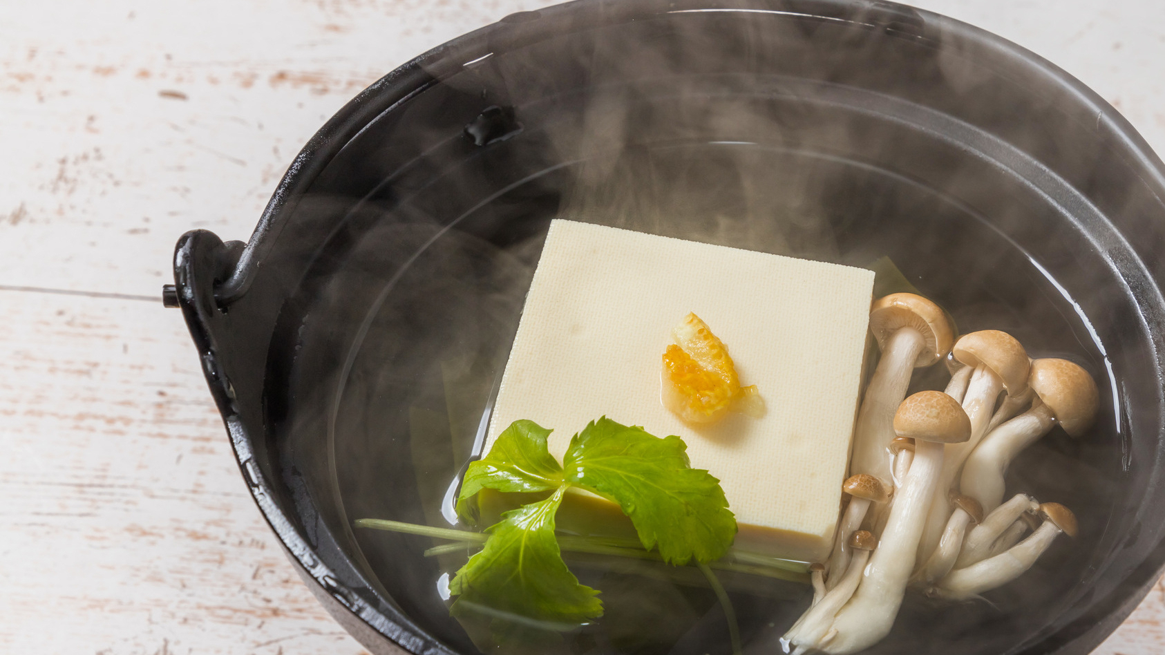 心も温まる湯豆腐