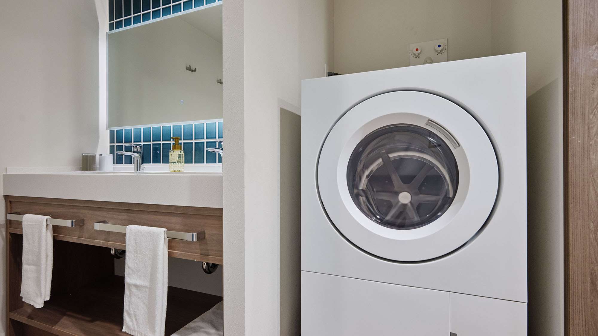 デラックスリバービュースイート