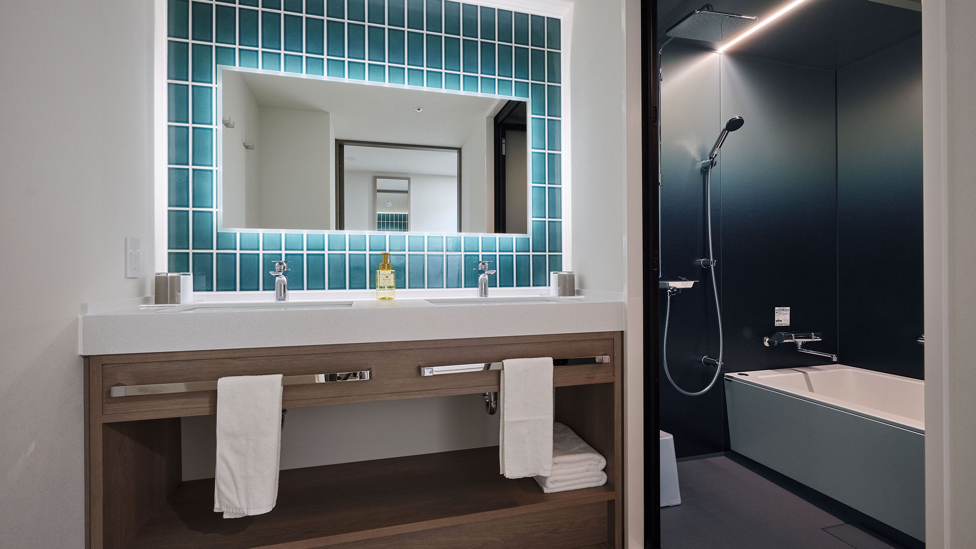 コーナースイート