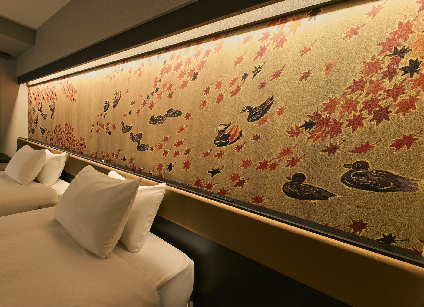 スーペリアツイン/ベッドボード