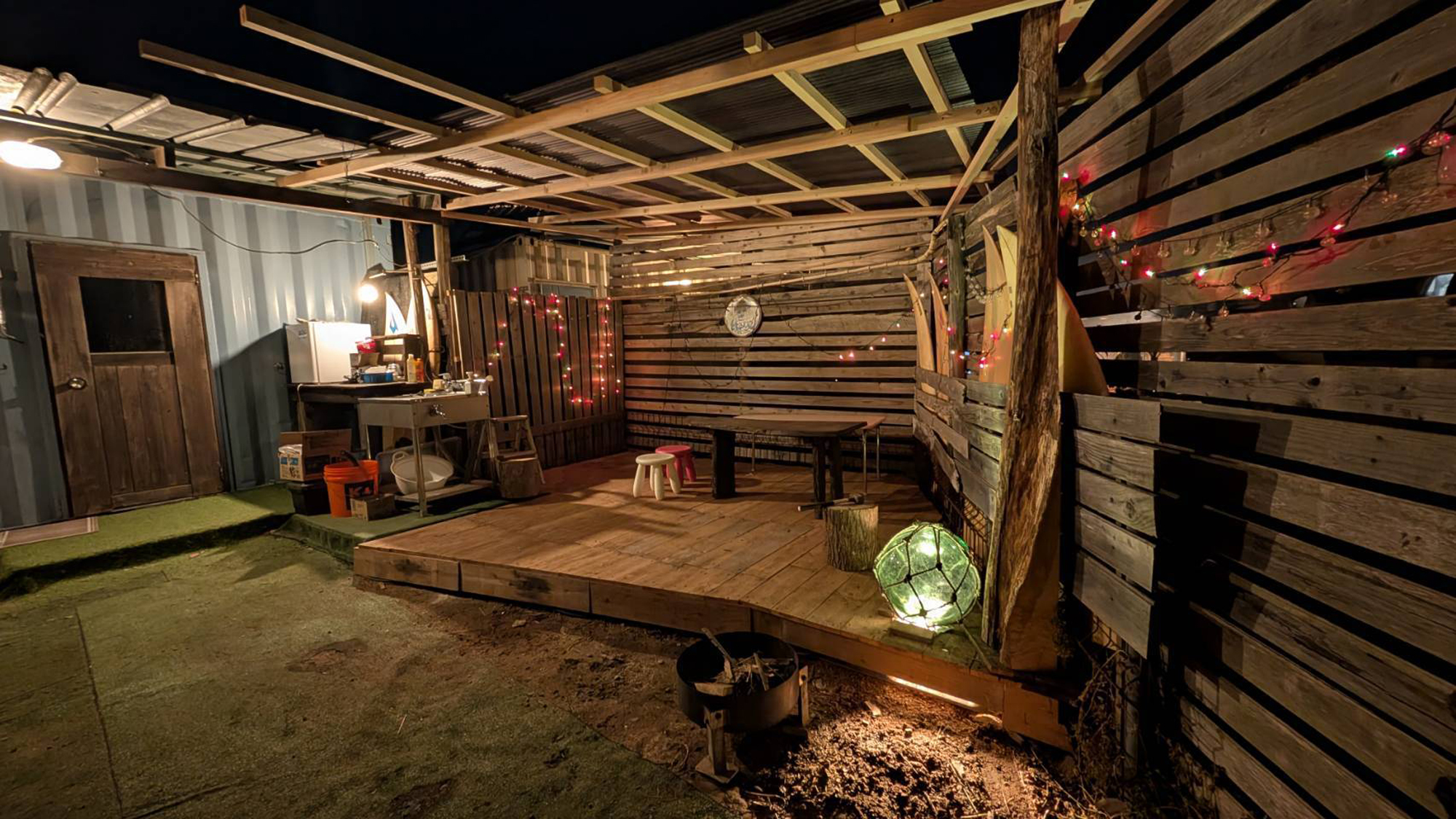 SUN◆夜のウッドデッキ