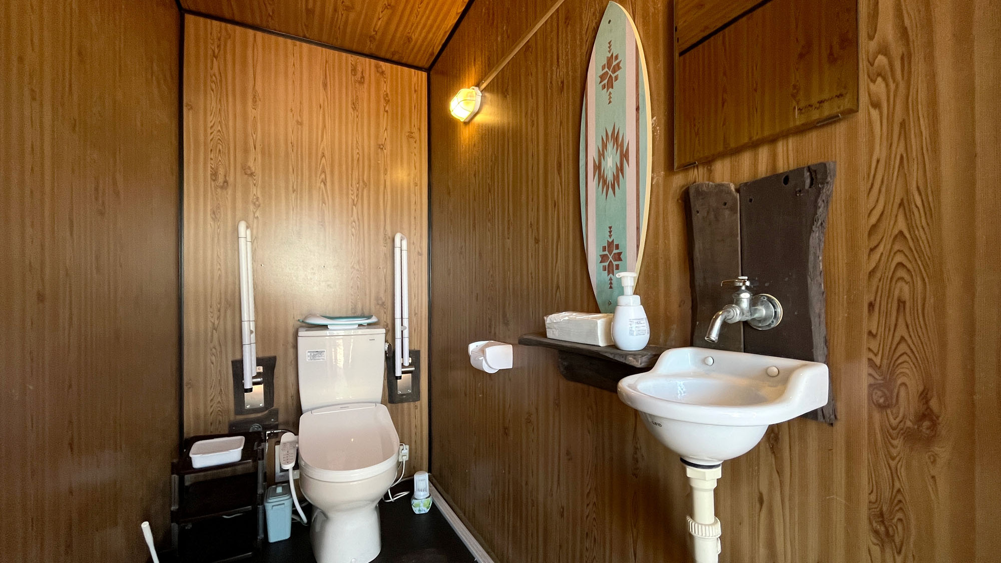 施設◇屋外に共用のトイレ１ヵ所あります*