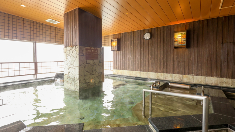 ◆10階男性大浴場　内湯（湯温：40～41℃）