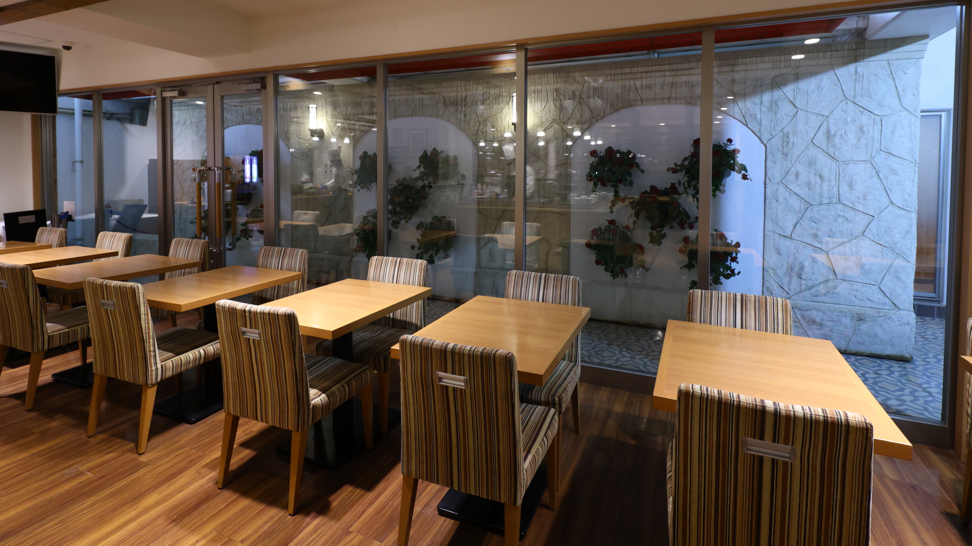 ◆2階レストラン【ＨＡＴＡＧＯ】　6：15～9：30（ＬＯ9：00）