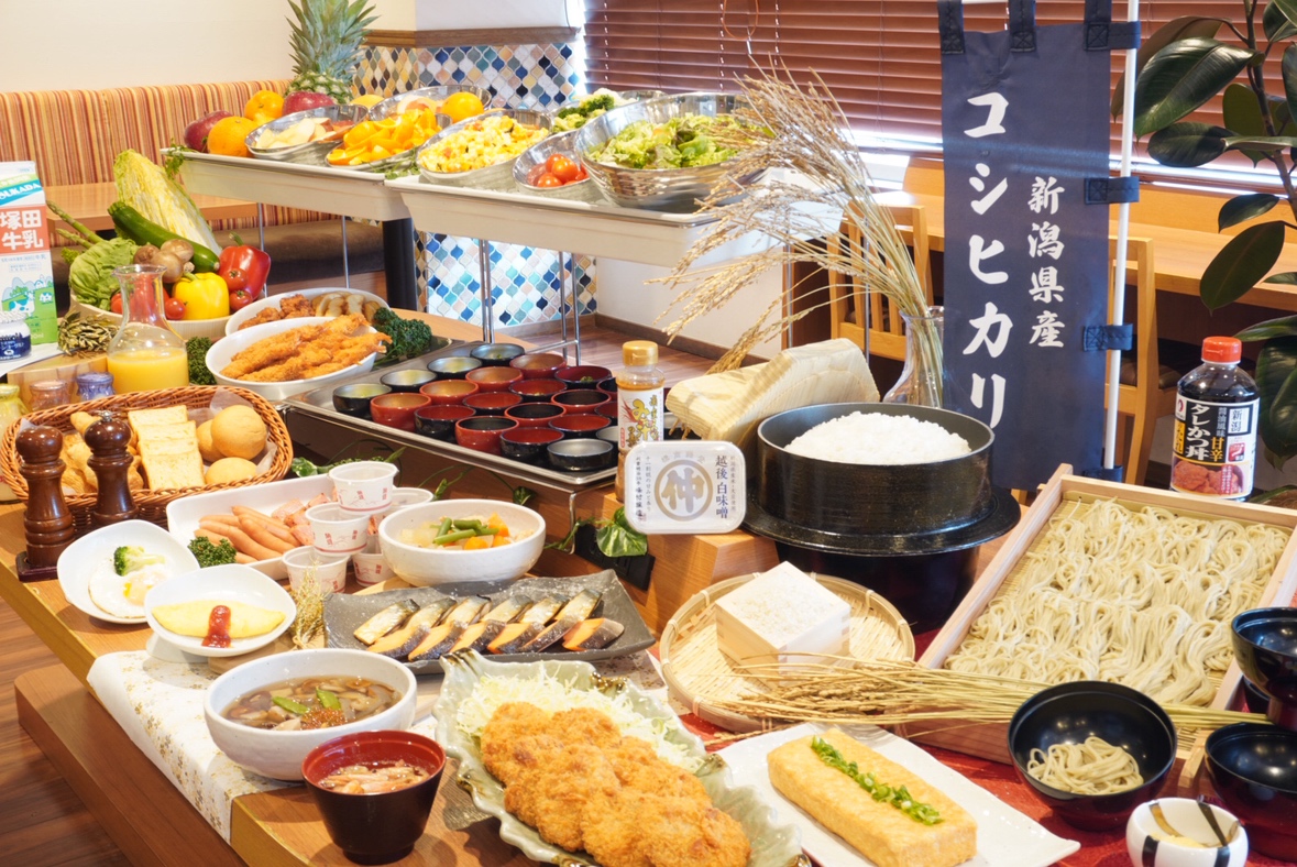 ◆ご当地メニューを揃えた40種バイキング