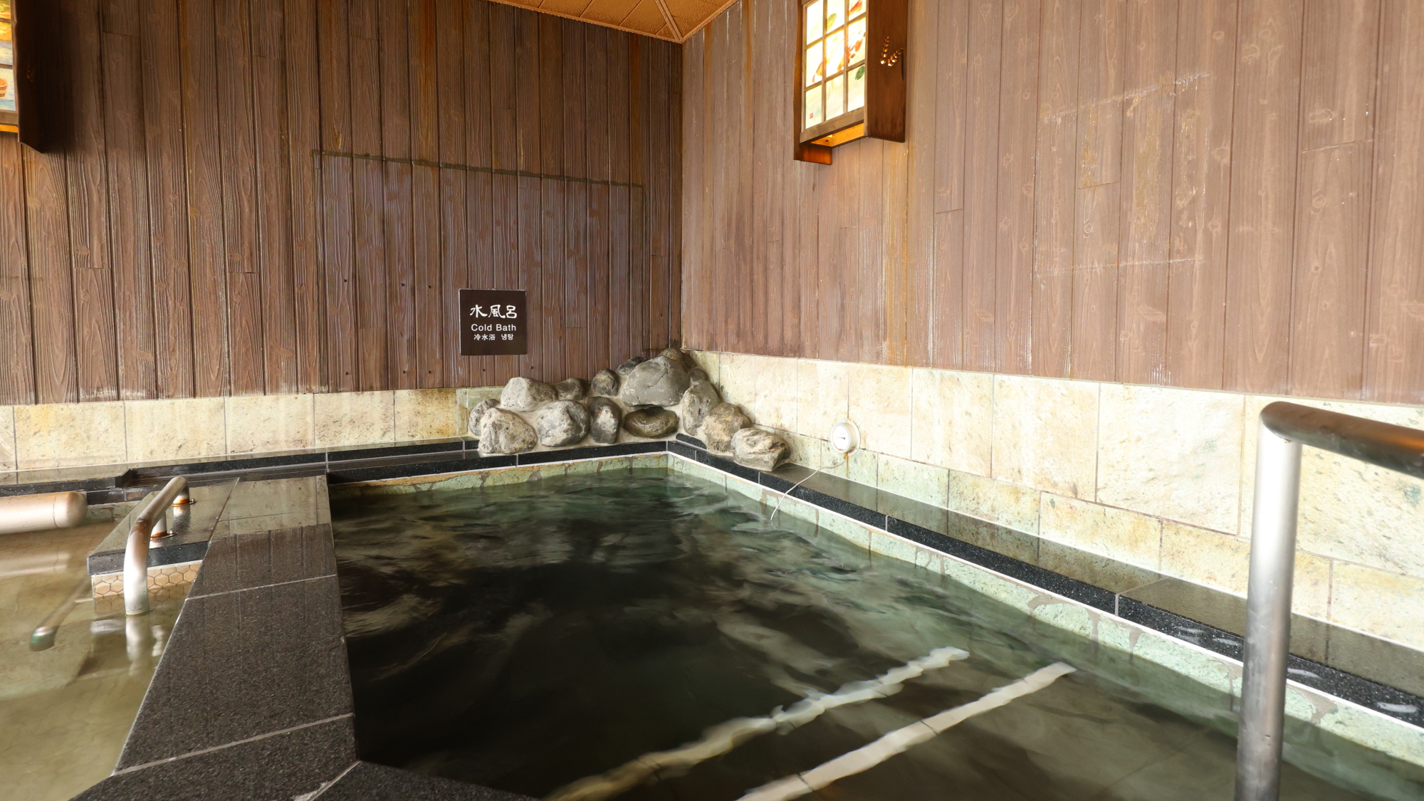 ◆10階男性大浴場　水風呂