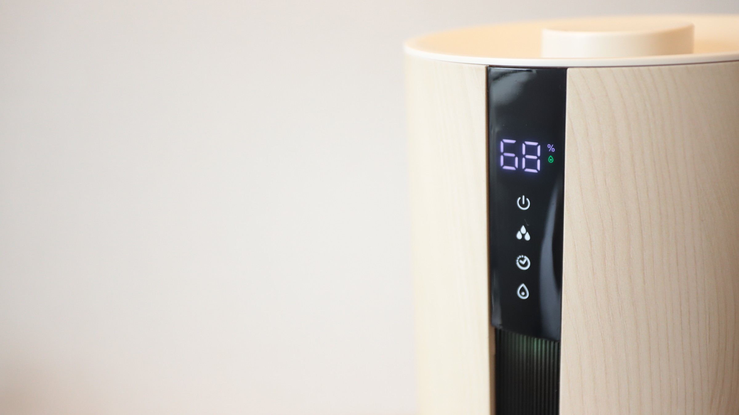 喉とお肌を乾燥から守る（加湿器）