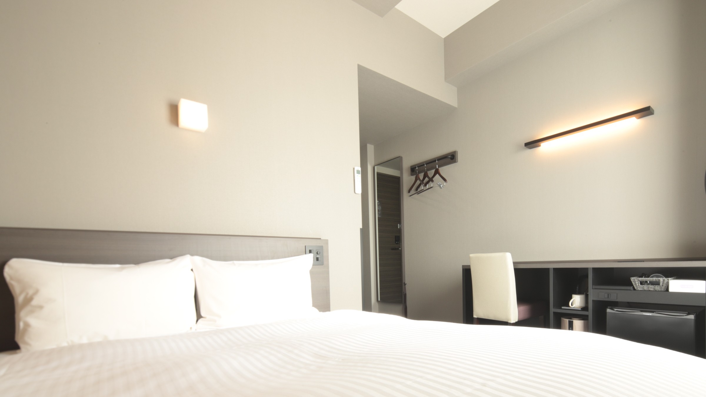 スーペリアダブル（140cm幅ベッド）