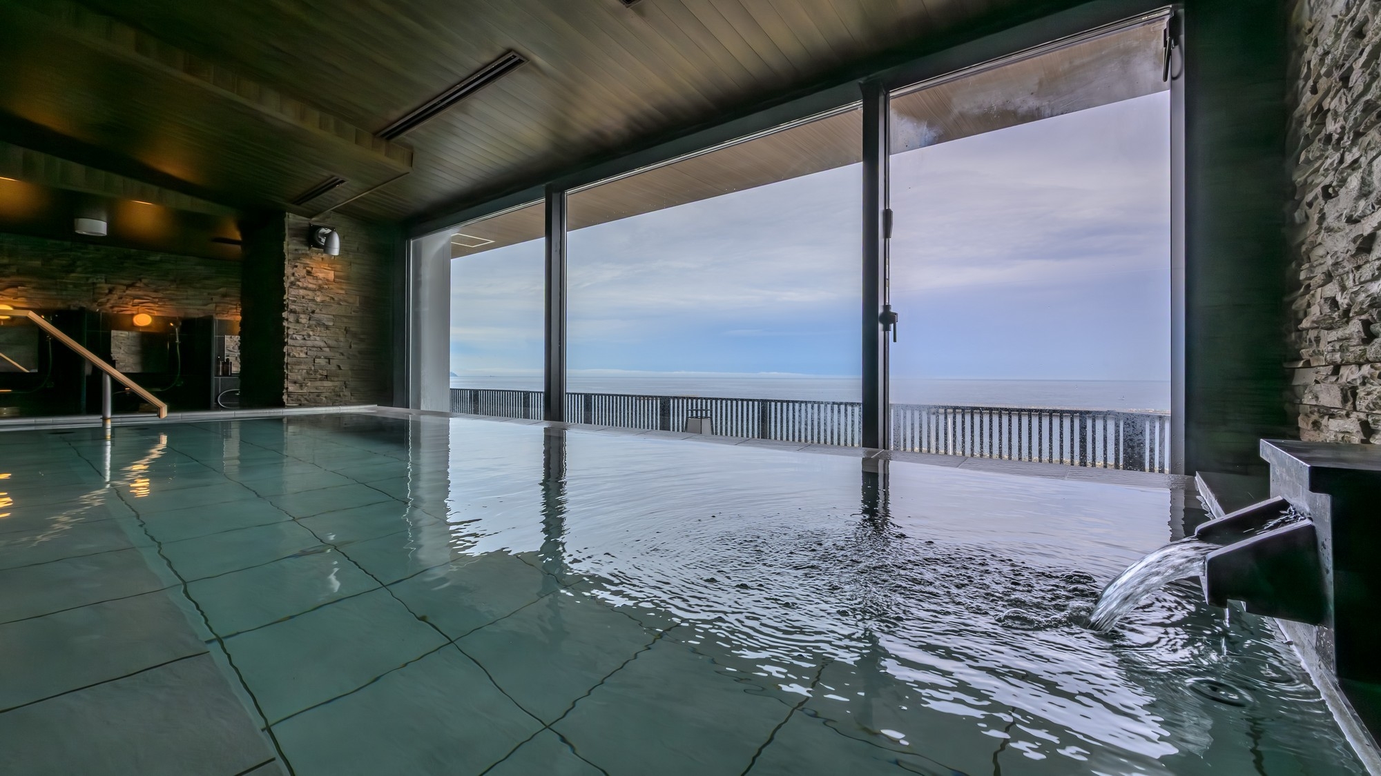 【一人旅｜2食付】気ままに過ごす熱海時間、海とひとりの贅沢＜なぎさ会席＞