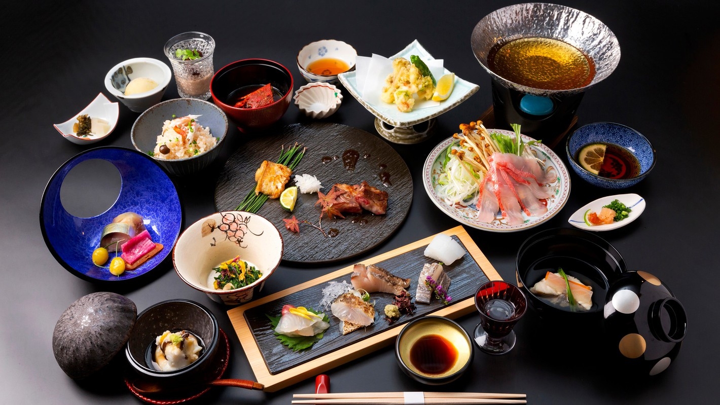 【GW早期割｜なぎさ会席】早期予約で30％OFF！初夏の相模湾を望む絶景温泉と彩り豊かな和食会席