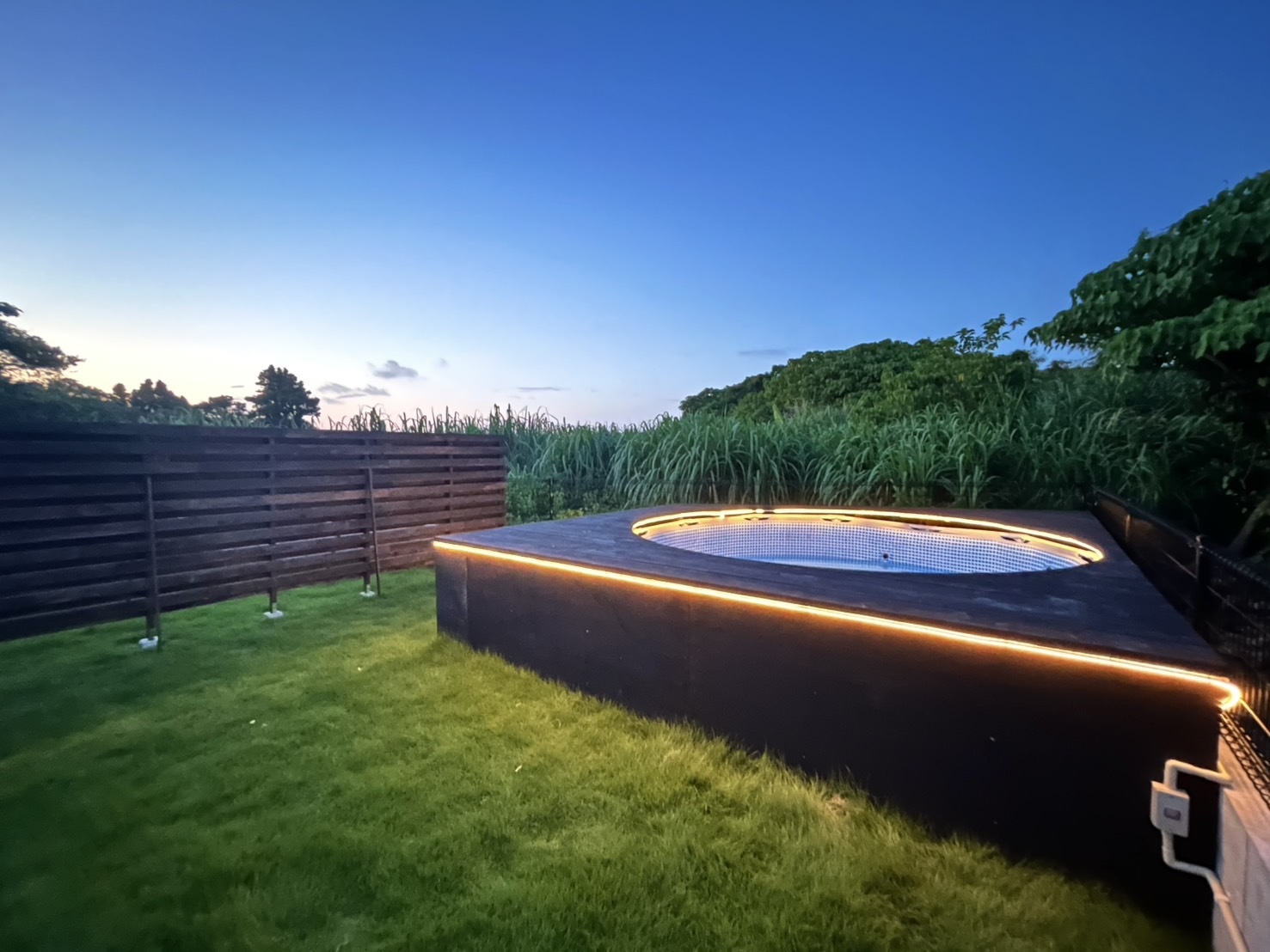 【まるまる一棟貸し】みんなで満喫！！プール＆レンタカー付プラン